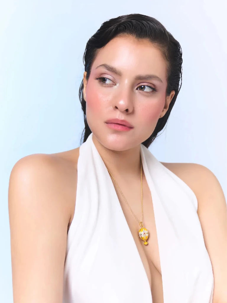 Age of Innocence Adjustable Multi Color Treasure Egg Necklace - SAHI London | Handcrafted Jewellery Handbags & T-shirt Fashion