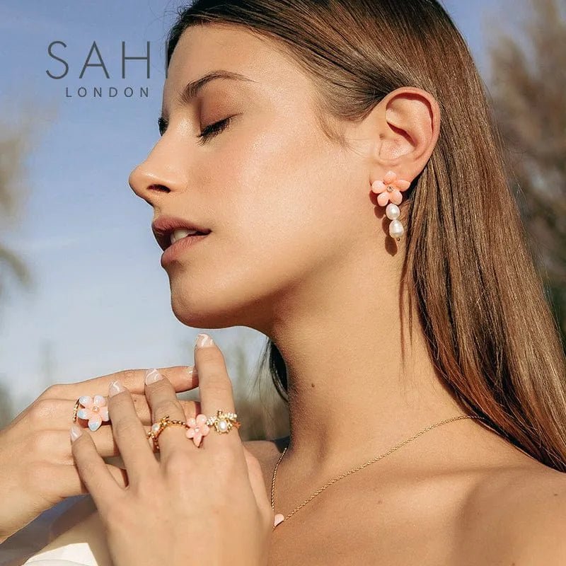 Lilys Peach Flower Pearl Drop Dangle Enamel Earrings - SAHI London | Handcrafted Jewellery Handbags & T-shirt Fashion
