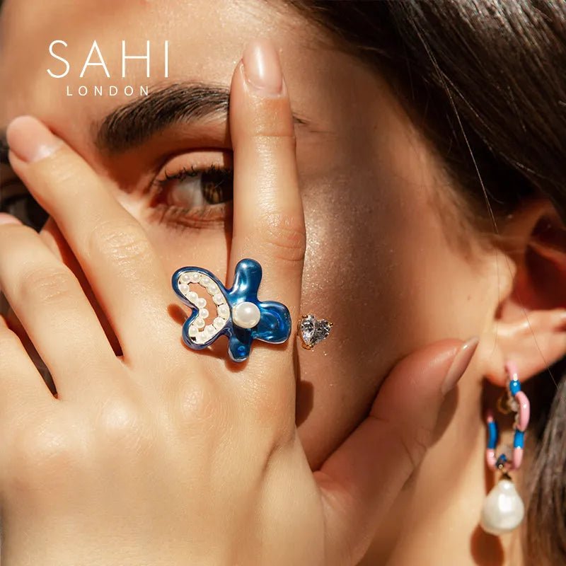 Fantasy Pearl And Enamel Adjustable Ring - SAHI London | Handcrafted Jewellery Handbags & T-shirt Fashion