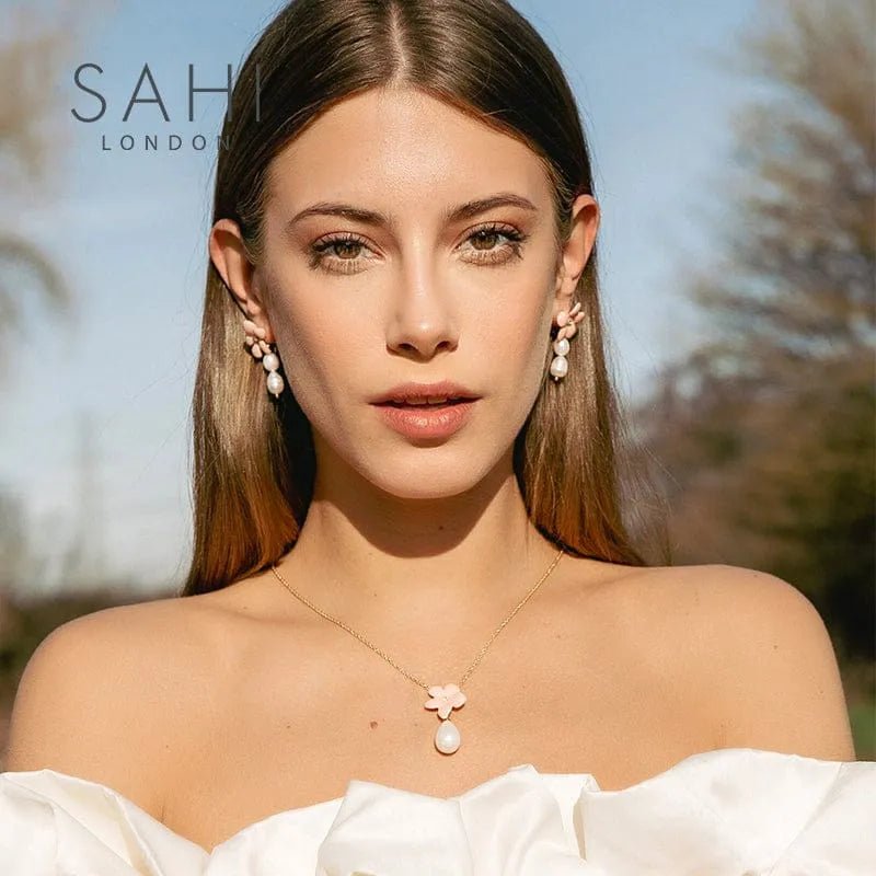 Lilys Peach Flower Pearl Drop Dangle Enamel Earrings - SAHI London | Handcrafted Jewellery Handbags & T-shirt Fashion