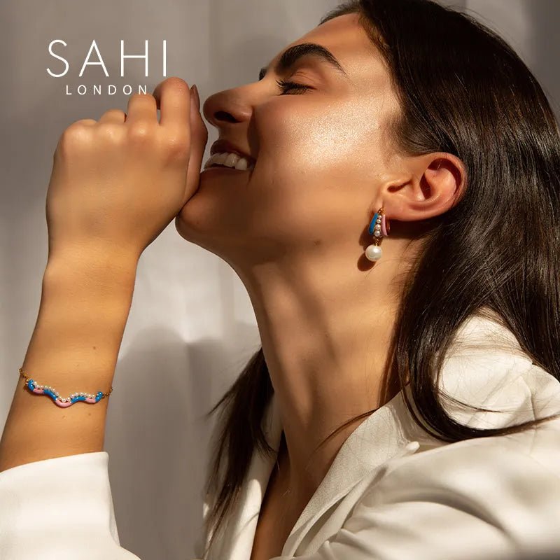 Fantasy Chain & Link Pearl and Enamel Bracelet - SAHI London | Handcrafted Jewellery Handbags & T-shirt Fashion