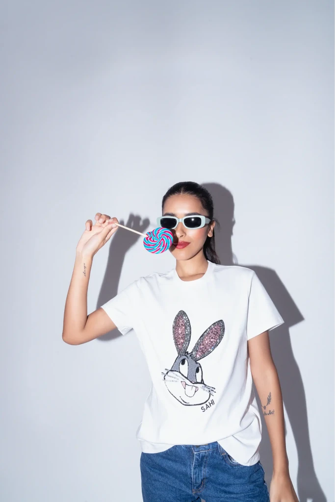 Pop Art Rabbit Unisex T-Shirt - SAHI London | Handcrafted Jewellery Handbags & T-shirt Fashion