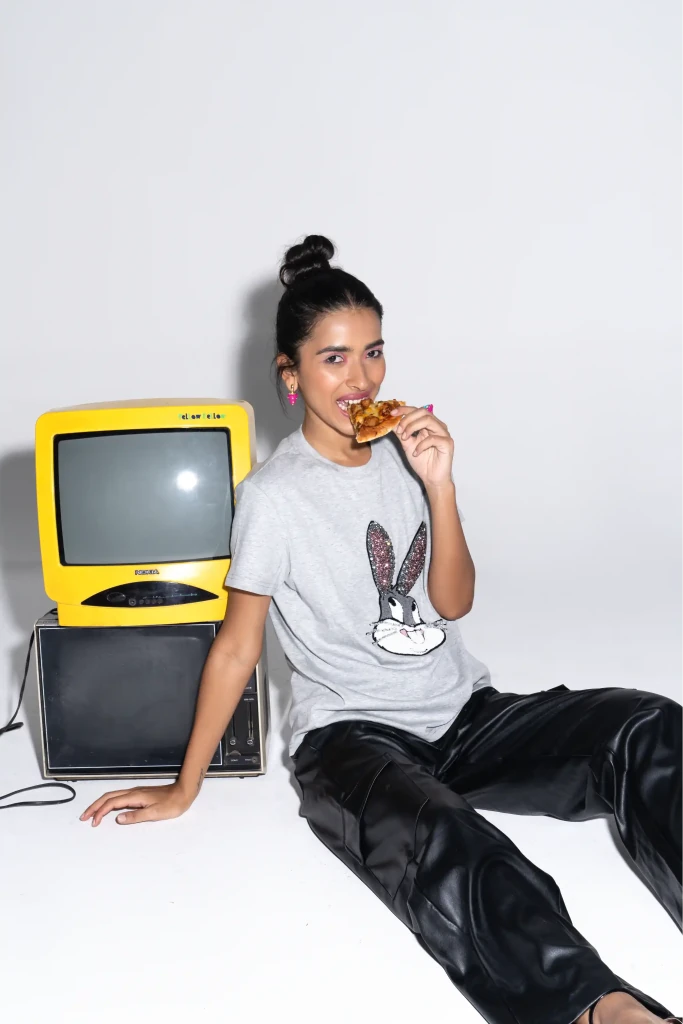 Pop Art Rabbit Unisex T-Shirt - SAHI London | Handcrafted Jewellery Handbags & T-shirt Fashion