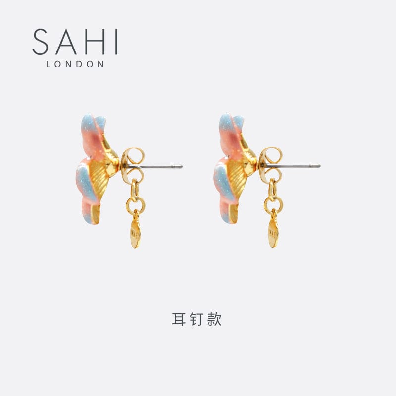 In Blossom Flower Stud Earrings Image4