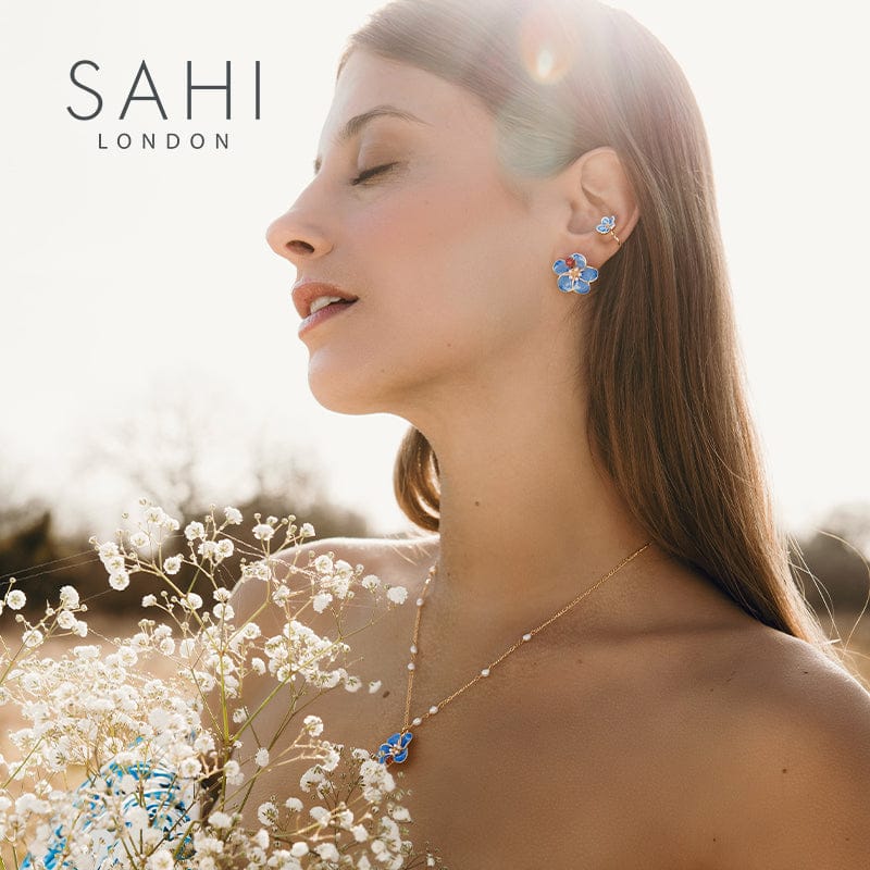 Forget Me Not Stud Earrings For Woman – Sahi London Check out our forget me not stud earing collection, visit our unique jewellery for girls and woman from sahi london UK online store, this beautiful 18CT gold plated forget me not earrings reflects the charm of your personality, book your favorite Jewellery in amazing discount and order now