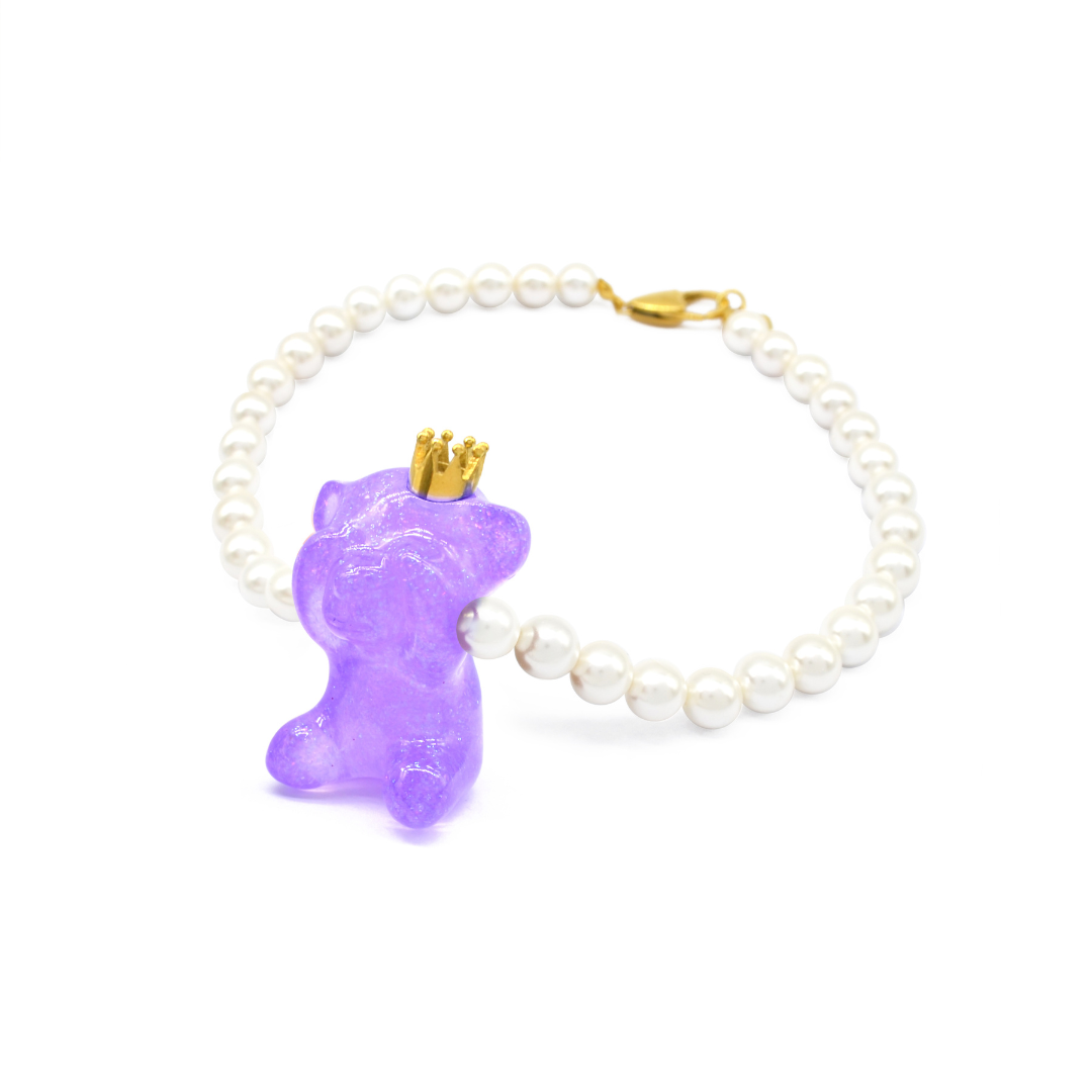 Sahi Polyresin Bear Pendant Necklace